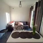 Nad Jeziorem W Borach Tucholskich بيت للعطل