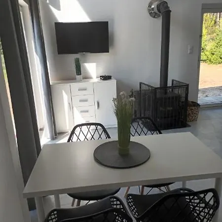 Nad Jeziorem W Borach Tucholskich * Skorzenno