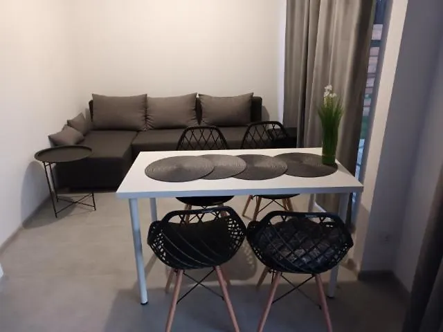 Nad Jeziorem W Borach Tucholskich Сasa de vacaciones *